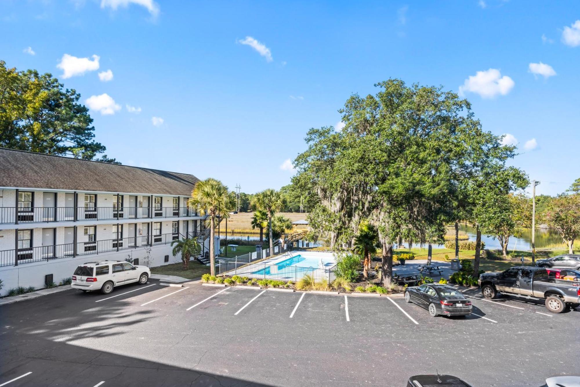 Charleston Creekside Inn Esterno foto