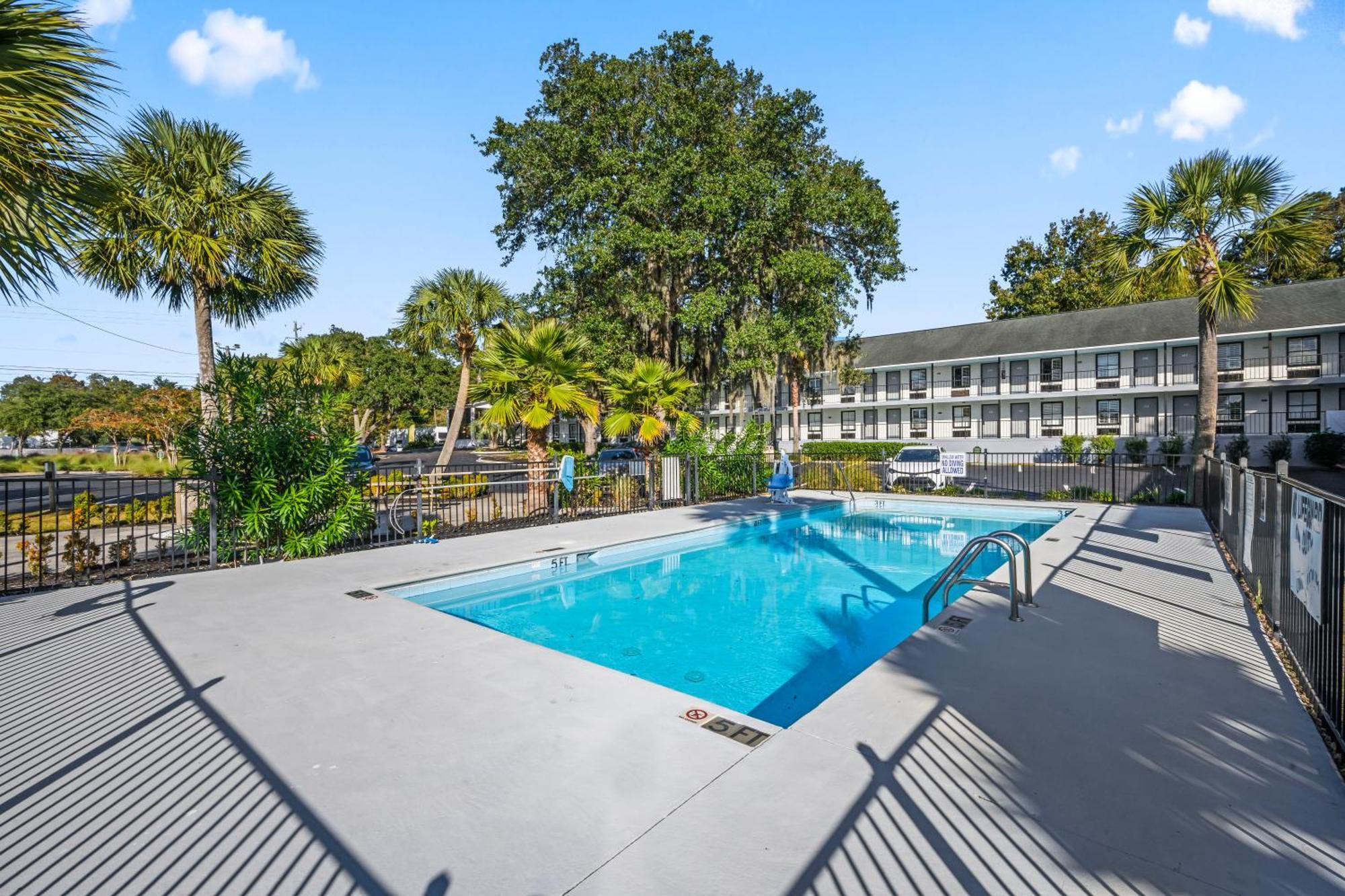 Charleston Creekside Inn Esterno foto